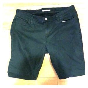 Levi’s 710 Dark Green Super Skinny